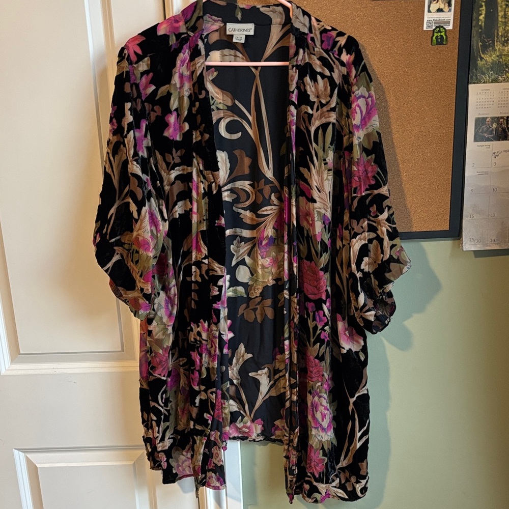 Catherines 2X/3X Women's Plus Size In-Vogue Velvet Wrap Kimono